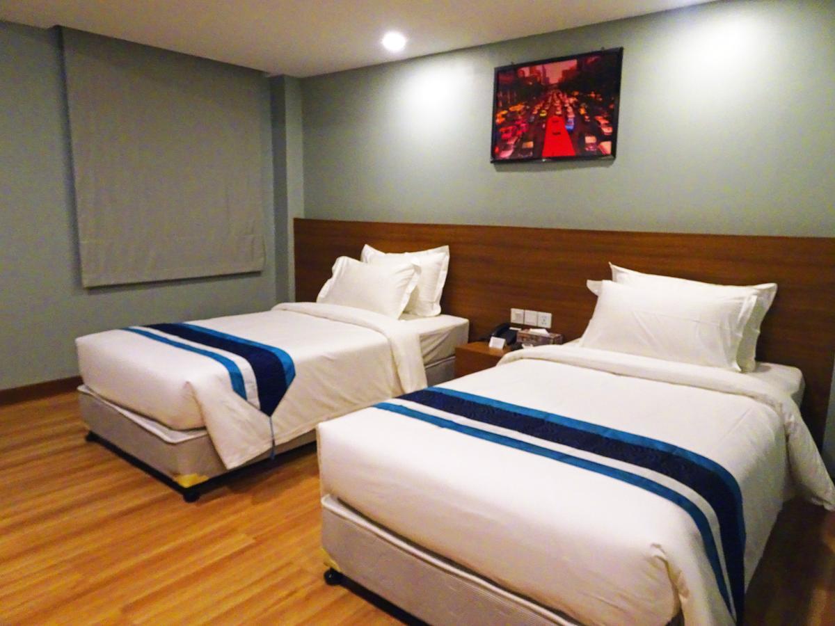 Hotel Azure Γιανγκόν Εξωτερικό φωτογραφία